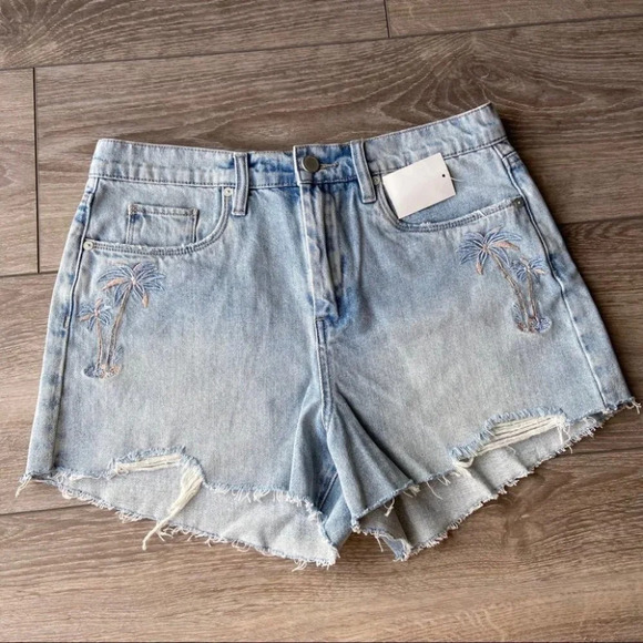 NWT BLANKNYC Vintage High Waist Denim Shorts - Picture 2 of 7